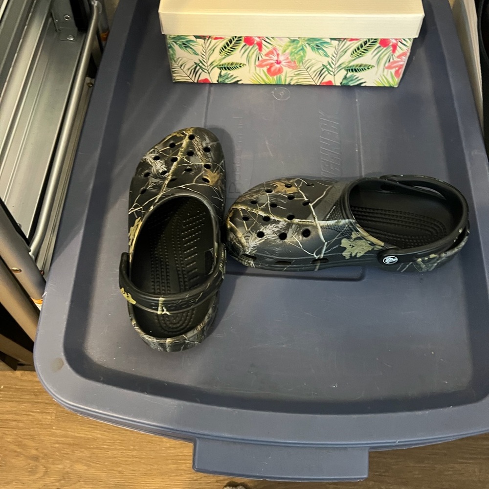 Camouflage Crocs
